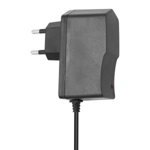 Powermaster 12V-1A Priz Tipi Adaptör 3.5x1.35mm Düz Jak Fişli