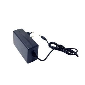 WellPower 12Volt 3Amper Plastik Kasa Priz Tipi Adaptör 5.5x2.5mm Jak Fişli