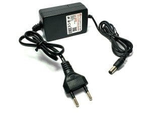 Powermaster 12V 1A Masa Üstü Adaptör 5.5x2.5mm