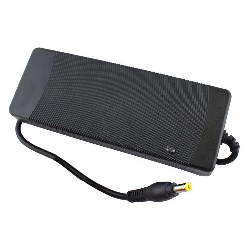 Mustang MS-247 24V 7A Plastik Kasa Adaptör 5.5x2.5mm Jak Fişli