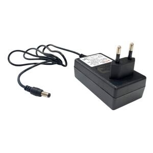 Hightek 15Volt 2Amper Priz Tipi Adaptör 5.5x2.5mm Jak Fişli