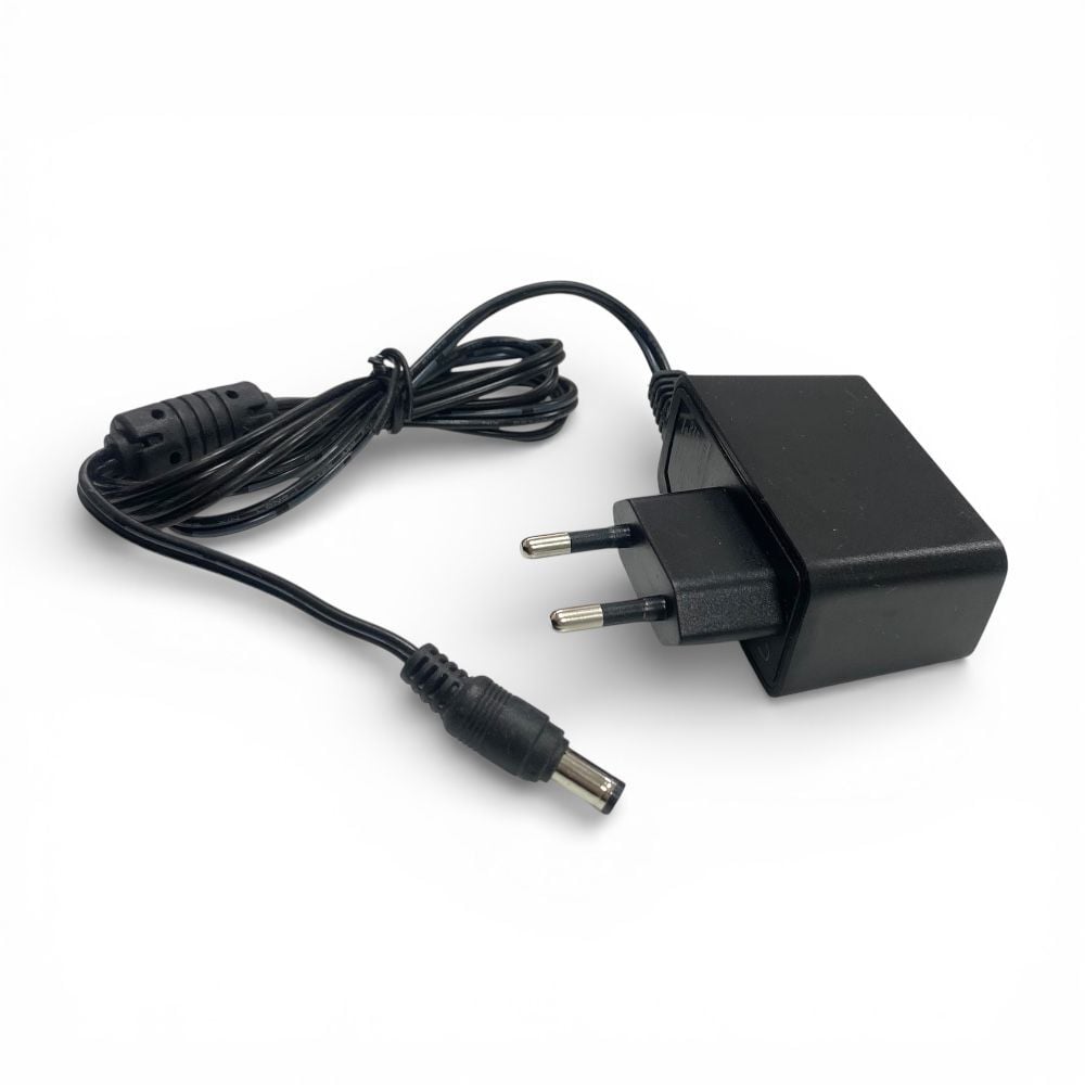 Weko 15Volt 1Amper Adaptör 5.5x2.5mm Jak Fişli