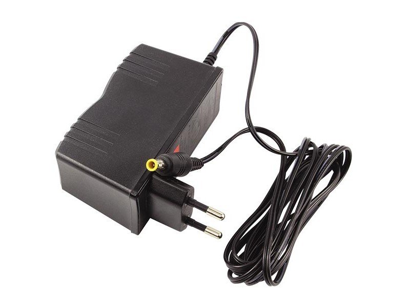 Powermaster 12Volt 2.5Amper Ortası İğneli Adaptör