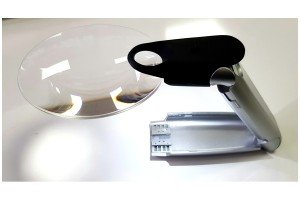 Class BY390 Katlanabilir Sehpalı Işıklı Büyüteç 2-6 Kat Büyütme 3,5 İnç