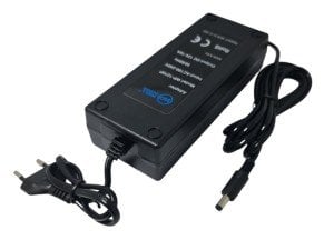 WellPower 12Volt 10Amper Plastik Kasa Adaptör 12V 10A 5.5x2.5mm Jak Fişli