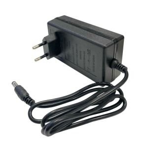 Hightek 12Volt 5Amper Priz Tipi Plastik Adaptör 5.5x2.5mm Jak Fişli