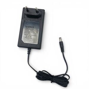Weko 24Volt 1.5Amper Plastik Kasa Priz Tipi Adaptör (5.5x2.5 Uçlu)