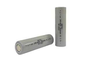 SERTEC 18650 3.7V 2500mAh 8C Lion Şarjlı Pil Başlıksız