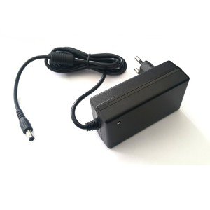 FULLY 12Volt 3Amper Priz Tipi Adaptör 5.5x2.5 Jak Fişli
