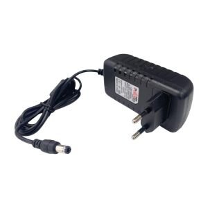 Hightek 12Volt 5Amper Priz Tipi Adaptör 5.5x2.5mm Jak Fişli