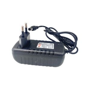 Hightek 12Volt 5Amper Priz Tipi Adaptör 5.5x2.5mm Jak Fişli